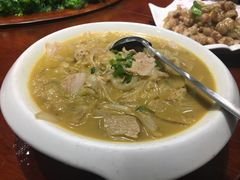 -老码头黑皮肘子锅包肉(赣水路店)