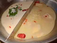 -湊湊火锅·茶憩(新中关购物中心店)
