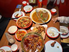 -老闵田螺馆·南昌市井菜·特色小吃(总店)