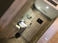 -西安大雁塔科技大学地铁站亚朵酒店