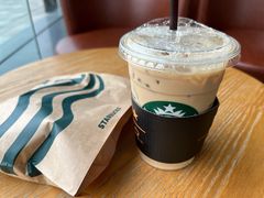 -星巴克臻选(成都环球乐天店)