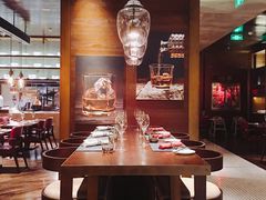 -恰餐厅及酒吧 CHAR Bar & Grill (北京丽都皇冠假日店)