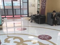 -雅悦齿科(顾村公园店)
