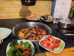 -釜御山海鲜烤肉火锅自助(新城市中心店)