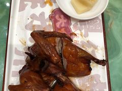 红烧乳鸽-大鸽饭(北京路店)
