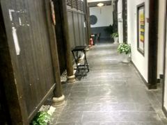 -鸭王烤鸭店(三里河店)