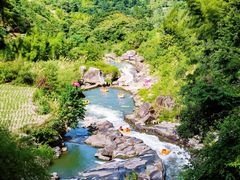 -虎啸峡漂流