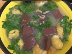 老鸭粉丝汤-龙咆汤包·手工现包小笼(拱北口岸店)