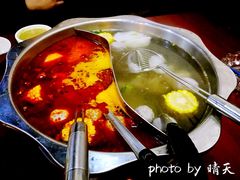 特色骨汤鸳鸯锅-广味鲜潮汕牛肉火锅(延安三路店)