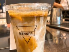 燕麦拿铁-Manner Coffee(芮欧百货店)
