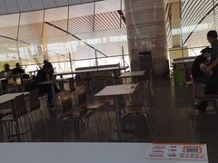 大堂-麦当劳(鄂尔多斯机场店)