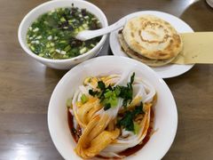 生汆丸子汤-子午路张记肉夹馍(翠华路店)