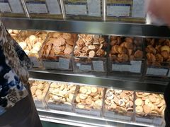 -上海哈尔滨食品厂(汇联商厦店)