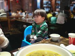 -张氏宽窄巷成都名小吃(茂业百货华强北店)