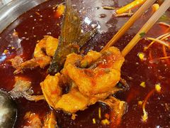 炸过的鱼摆摆-肖肖酸萝卜鱼火锅(总店)