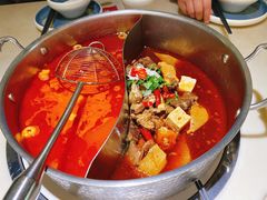 牛腩鸳鸯锅-左庭右院鲜牛肉火锅(浦江欢乐颂店)