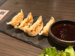 赤坂煎饺-赤坂亭·M9和牛烧肉(南京江南虹悦城店)