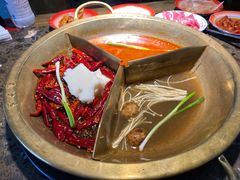 奔驰锅-叁口煮市井老火锅(春熙路店)
