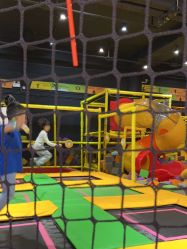 -蹦蹦跳跳(新奥购物中心店)