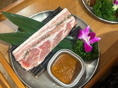 -明洞阿姨·韩式酱蟹烤肉·创意料理(三元桥店)