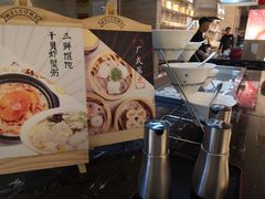 -东方红海鲜百汇(国际大厦店)