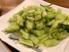 素拍黄瓜-毛毛熏肉•东北菜老字号(大安街店)