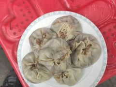 -严氏重油烧麦(民权路店)