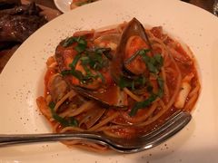 -SISTERS BAR RESTAURANT川意酒馆(嘉善老市H楼店)