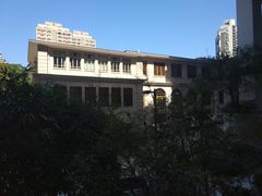 -香港大学