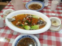 -鲁班小馆(政四街店)