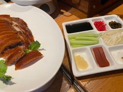 酥香嫩烤鸭-四季民福烤鸭店(前门廊房二条店)