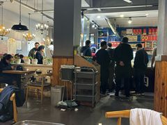 -闫家驴肉老店(华电一校店)