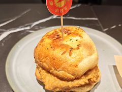 -必胜客(周浦万达店)