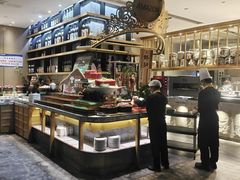 -亚马逊蒸汽活海鲜自助(LCM置汇旭辉广场店)