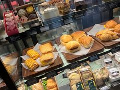 -星巴克臻选(周浦万达店)