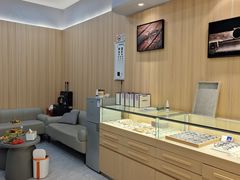 -视野联行眼镜·蔡司·尼康·授权优选门店(青浦宝龙店)
