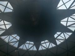 -上海滴水湖皇冠假日酒店