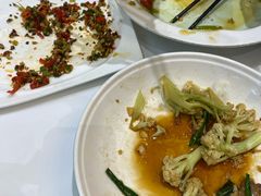 -新一家农家菜(华景新城店)