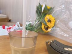 -尤加利咖啡馆
