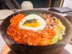 辣白菜五花肉石锅拌饭-七八冷面·延边朝鲜族美食(欢乐谷店)