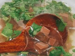 -馋三尺蟹粉小笼(人民广场店)