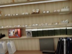 -无界眼镜MaxLess(南翔印象城店)
