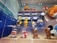 -泡泡玛特POPMART(蓝色港湾店)