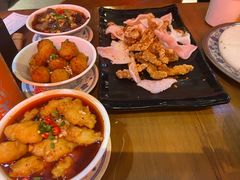 -炉小二铜锅牛蛙•川湘菜(三里屯店)