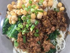 -丁丁猫重庆小面(徐州路店)