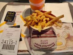 -麦当劳(江滨北路得来速餐厅)