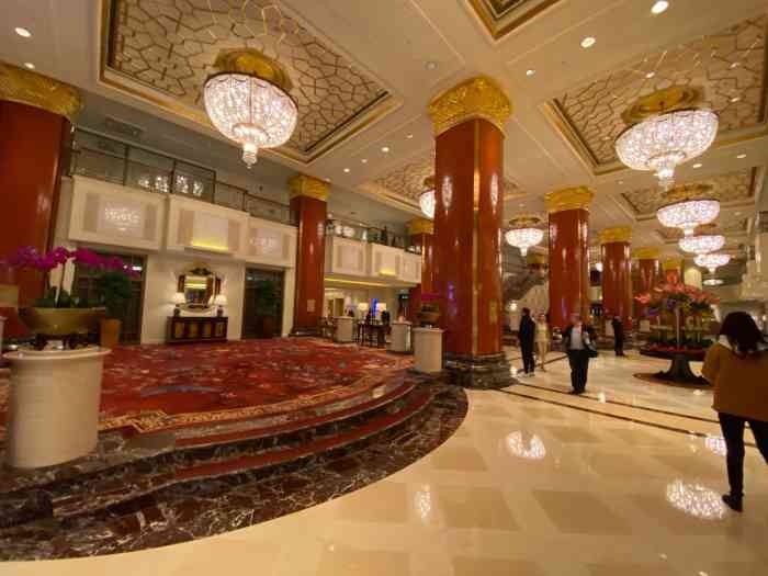 夏宫·中国大饭店-"去过几次,一直觉得他家的服务员就是国企职.