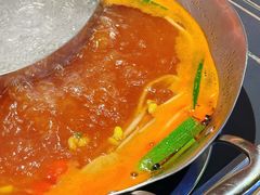 -由衷贵州酸汤牛肉火锅(新桥店)