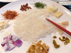 捞起顺德鱼生-果然居酒家 · 顺德园林私房菜