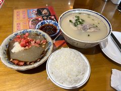 -易老妈蹄花.特色川菜(人民公园总店)